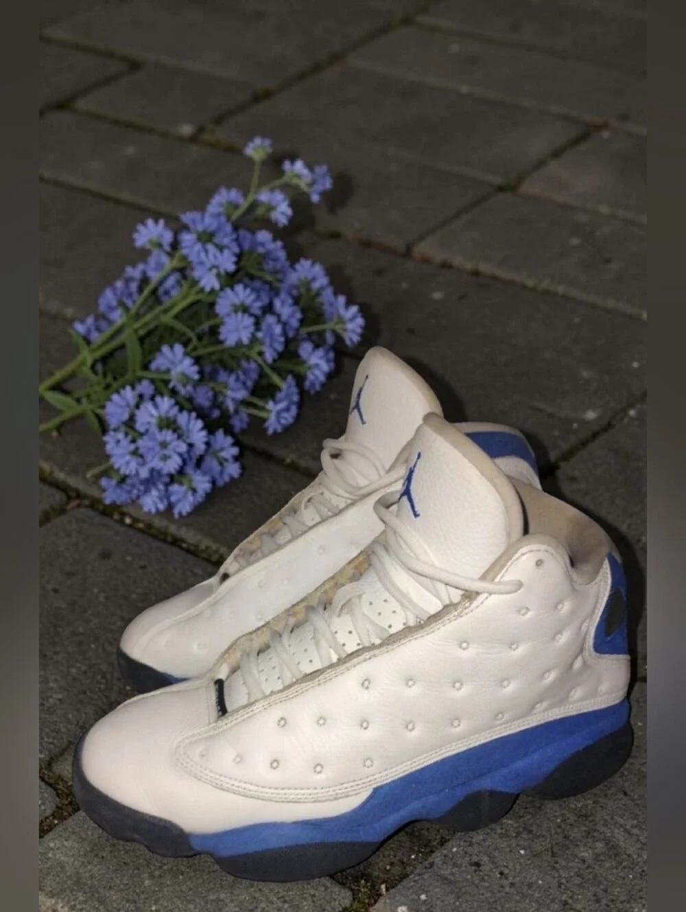 Air Jordan 13 Retro Hyper Royal White Blue Sneakers - (Size Men's 7.5)